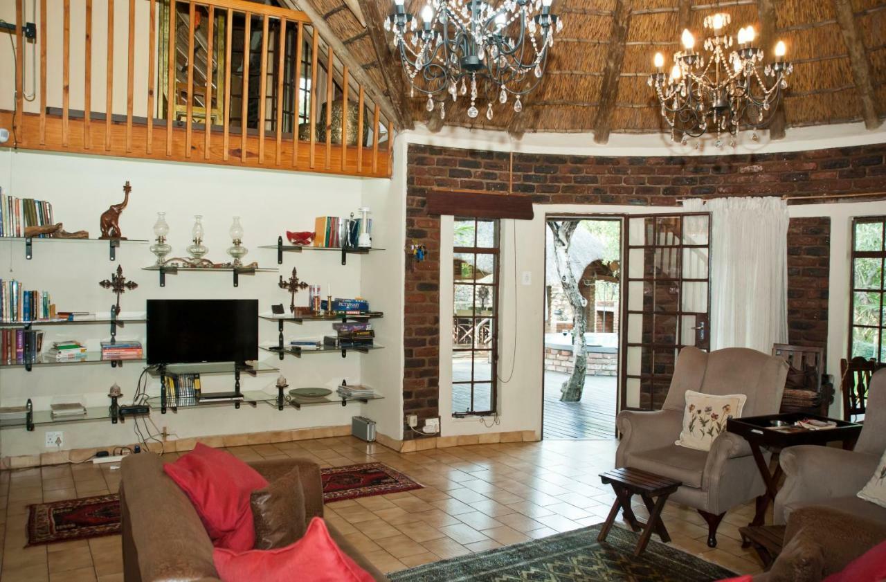 De Bruine Huis Marloth Park Exterior photo